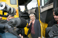 NEWS - Frankreich Wahlen: Marine Le Pen bemüht sich um weitere Stimmen