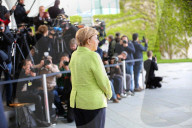NEWS - Angela Merkel empfängt Francois Hollande in Berlin
