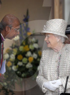 PEOPLE - Queen Elizabet und Herzog Philip besuchen das Pangbourne College in Berkshire