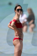 EXKLUSIV - Jesse Metcalfe und Cara Santanta turteln in Miami