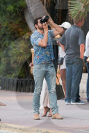 EXKLUSIV - Jesse Metcalfe und Cara Santanta turteln in Miami