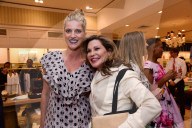 PEOPLE - Promis bei der "Party Girls Die in Pearls" Vernissage
