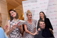 PEOPLE - Promis bei der "Party Girls Die in Pearls" Vernissage