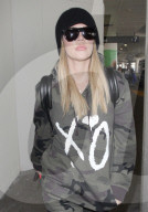 PEOPLE - Khloe Kardashian am Flughafen von LA