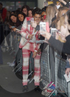 PEOPLE - Harry Styles stylish bei Rradio 1 in London