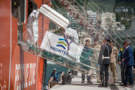 NEWS - Italien: Ankunft von Flüchtlingen in Salerno