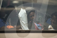 NEWS - Italien: Ankunft von Flüchtlingen in Salerno