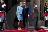NEWS - Amtseinführung in Frankreich: Emmanuel und Brigitte Macron ziehen ins Elysée ein 