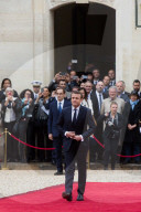 NEWS - Amtseinführung in Frankreich: Emmanuel und Brigitte Macron ziehen ins Elysée ein 