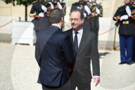 NEWS - Amtseinführung in Frankreich: Emmanuel Macron verabschiedet François Hollande