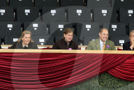 PEOPLE - Lady Louise Windsor: Die Zügel fest in der Hand an der Royal Horse Show in Windsor