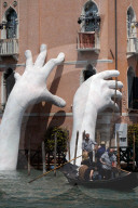 NEWS - Biennale Venedig: Künstler, Pavillons und Ausstellungen