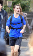 EXKLUSIV - James Matthews joggt durch London