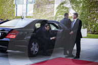 NEWS - Angela Merkel empfängt Emmanuel Macron in Berlin