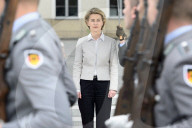 NEWS -  Berlin: Ursula von der Leyen empfängt ihren ukrainischen Amtskollegen Poltorak 