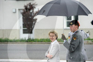 NEWS -  Berlin: Ursula von der Leyen empfängt ihren ukrainischen Amtskollegen Poltorak 