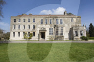 PEOPLE - So wohnen Sir Anselm Guise und Lady Sarah Guise in Gloucestershire