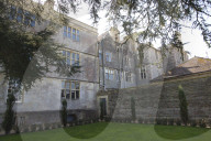 PEOPLE - So wohnen Sir Anselm Guise und Lady Sarah Guise in Gloucestershire