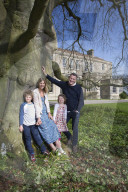 PEOPLE - So wohnen Sir Anselm Guise und Lady Sarah Guise in Gloucestershire