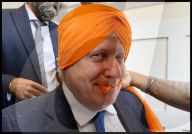 NEWS - Bristol: Immer lustig: Boris Johnson auf Wahlkampftour