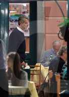 EXKLUSIV - Jeremy Irons macht Ferien in Portofino