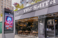 FEATURE - NYC free WiFi Kiosk