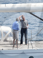 PEOPLE - Cannes 2017: Jeremy Irons geniesst seine Yacht