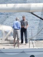 PEOPLE - Cannes 2017: Jeremy Irons geniesst seine Yacht