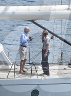 PEOPLE - Cannes 2017: Jeremy Irons geniesst seine Yacht