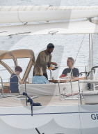 PEOPLE - Cannes 2017: Jeremy Irons geniesst seine Yacht