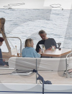 PEOPLE - Cannes 2017: Jeremy Irons geniesst seine Yacht