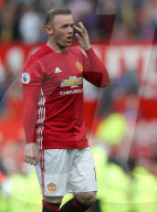 PEOPLE - Ganz der Papa: Wayne Rooney's Kinder lieben Fussball