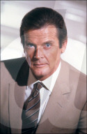 PEOPLE - Roger Moore ist im Alter von 89 Jahren gestorben 