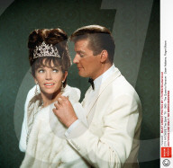 PEOPLE - Roger Moore ist im Alter von 89 Jahren gestorben 