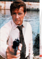 PEOPLE - Roger Moore ist im Alter von 89 Jahren gestorben 