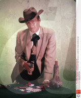 PEOPLE - Roger Moore ist im Alter von 89 Jahren gestorben 