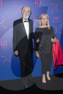 PEOPLE - Cannes 2017: Promis auf dem Teppich zum Jubiläumsdinner