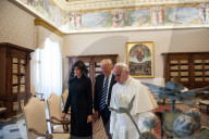 NEWS - Rom: Die Trumps zu Besuch bei Papst Franziskus