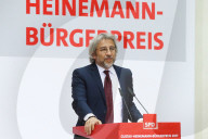 NEWS - Berlin:  Can Dundar erhält den Gustav Heinemann Bürgerpreis