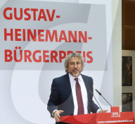 NEWS - Berlin:  Can Dundar erhält den Gustav Heinemann Bürgerpreis