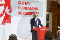 NEWS - Berlin:  Can Dundar erhält den Gustav Heinemann Bürgerpreis