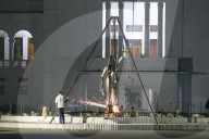 NEWS - Bangladesch: Justitia-Statue auf Druck radikaler Islamisten abgebaut 