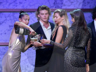 PEOPLE - Cannes 2017: AmfAR Gala - Die Show