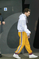 PEOPLE - Louis Tomlinson kriegt Besuch von Freundin Elanor
