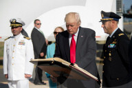 NEWS - Italien: Trump besucht den MilitÃ¤rflugplatz in Sigonella