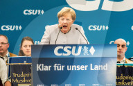 NEWS - MÃ¼nchen: Angela Merkel im Festzelt bei der Truderinger Festwoche 