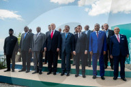 NEWS - G7 in Taormina: Posieren für das Gruppenbild