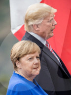 NEWS - G7 in Taormina: Posieren für das Gruppenbild