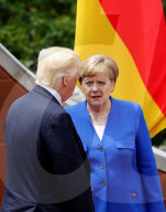 NEWS - G7 in Taormina: Posieren für das Gruppenbild