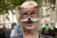 NEWS - Protest in London gegen Fuchsjagd